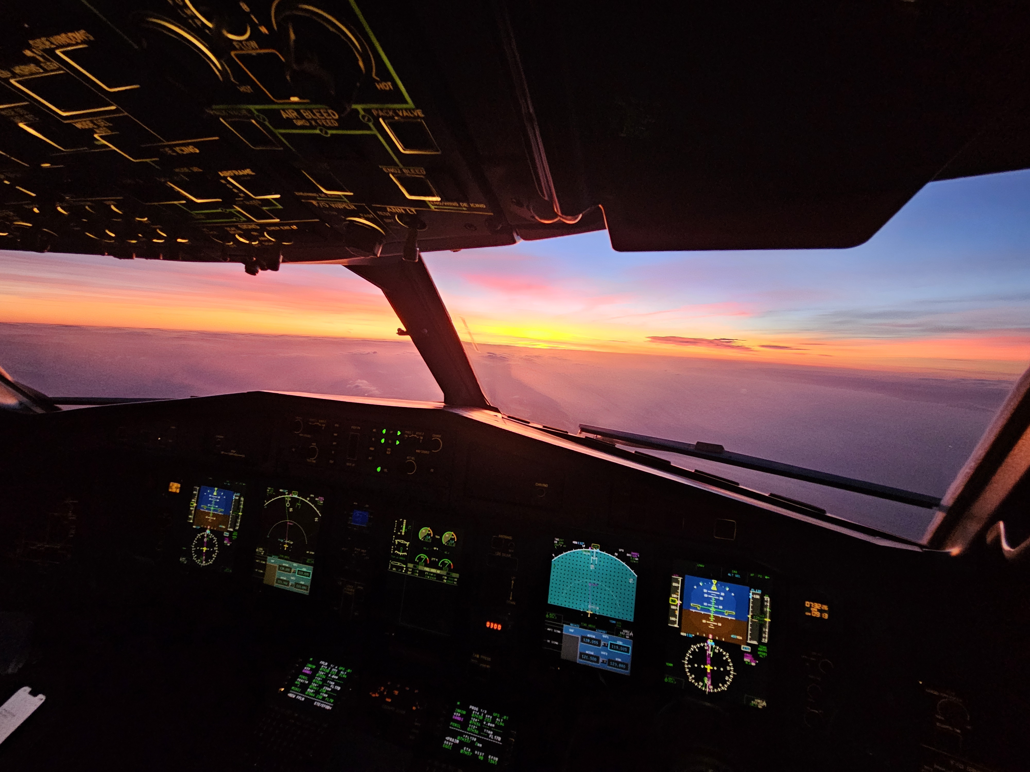 Clear horizon background